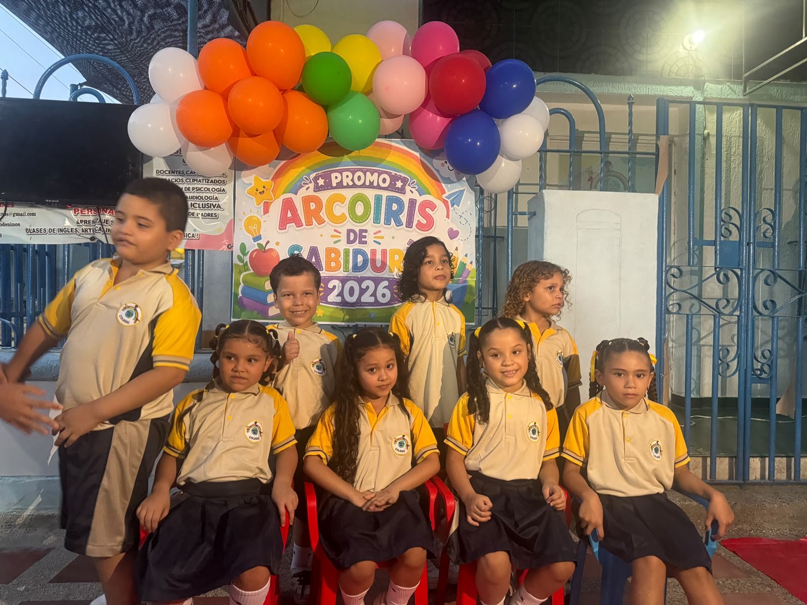 Niños compartiendo una actividad de integración escolar